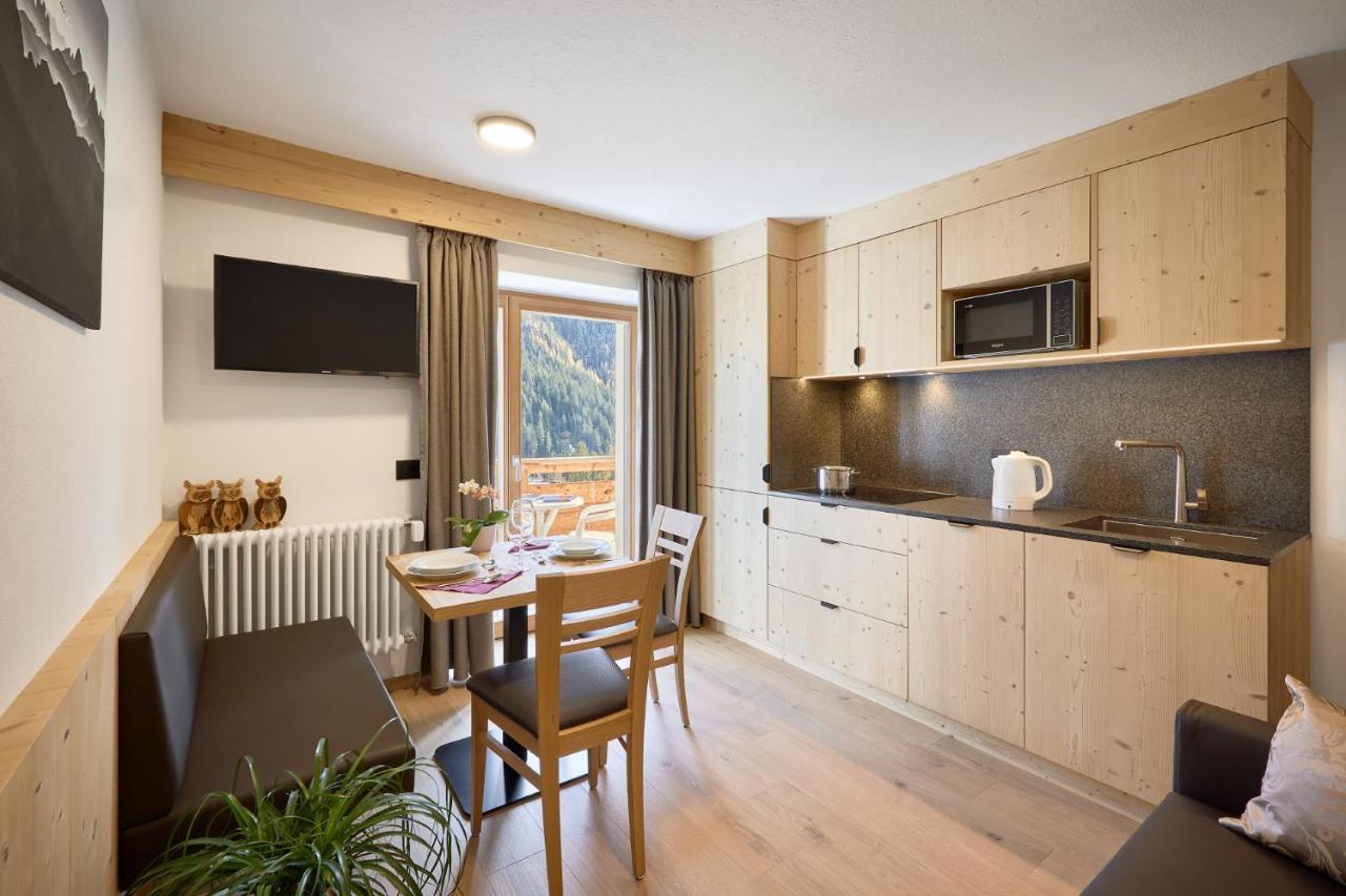 Ciasa Col Cuch Apartman La Villa  Kültér fotó